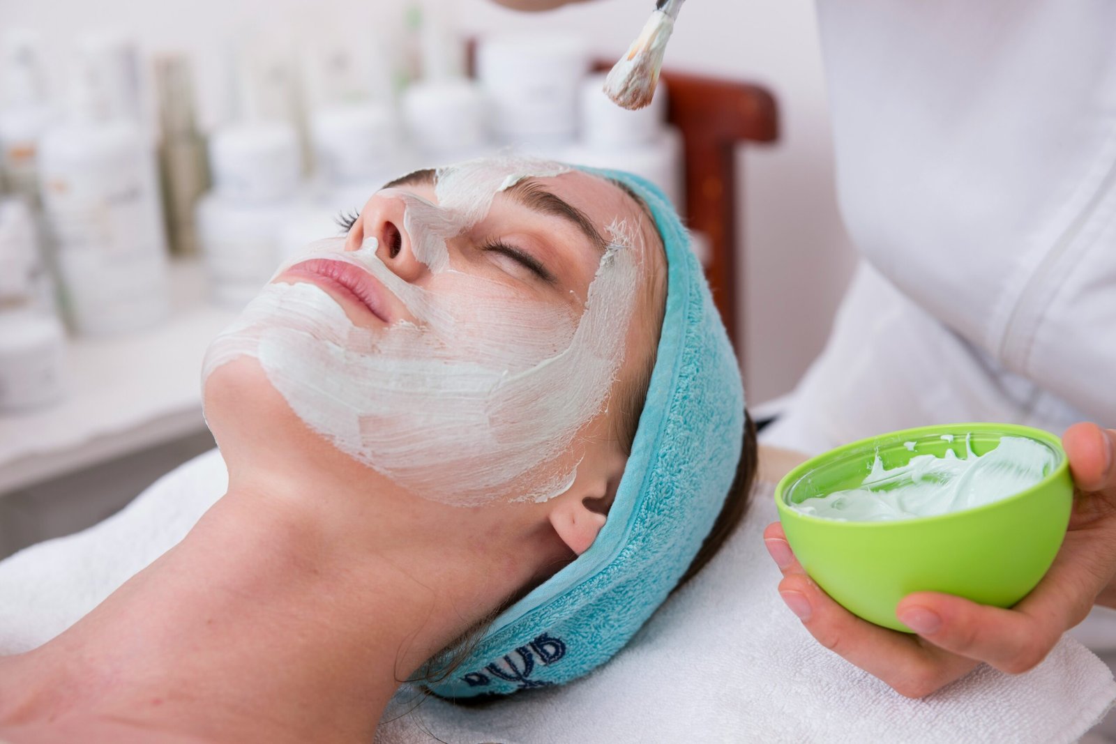 Things to Consider Before Getting Chemical Peel Surgery